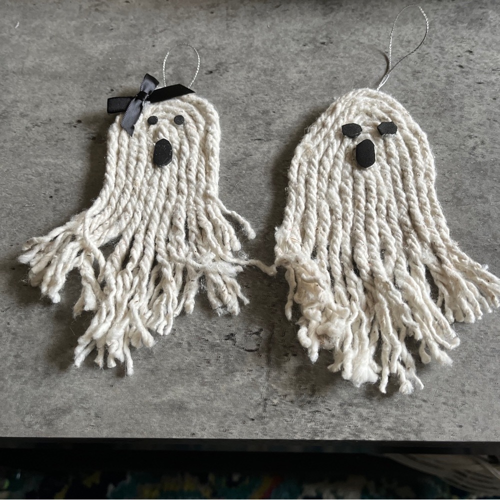GHOST COUPLE-HANDCRAFTED